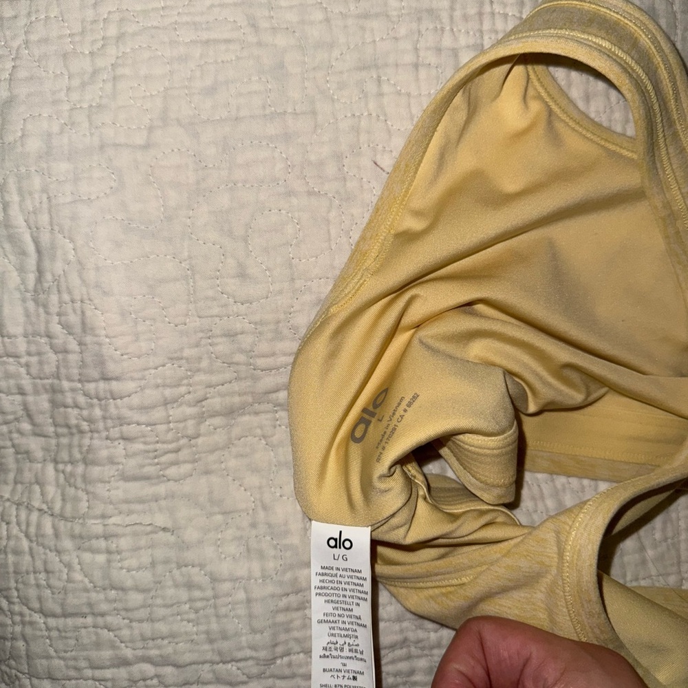 NWOT ALO SPORTS‎ BRA SIZE LARGE BUTTER YELLOW - Picture 2 of 3